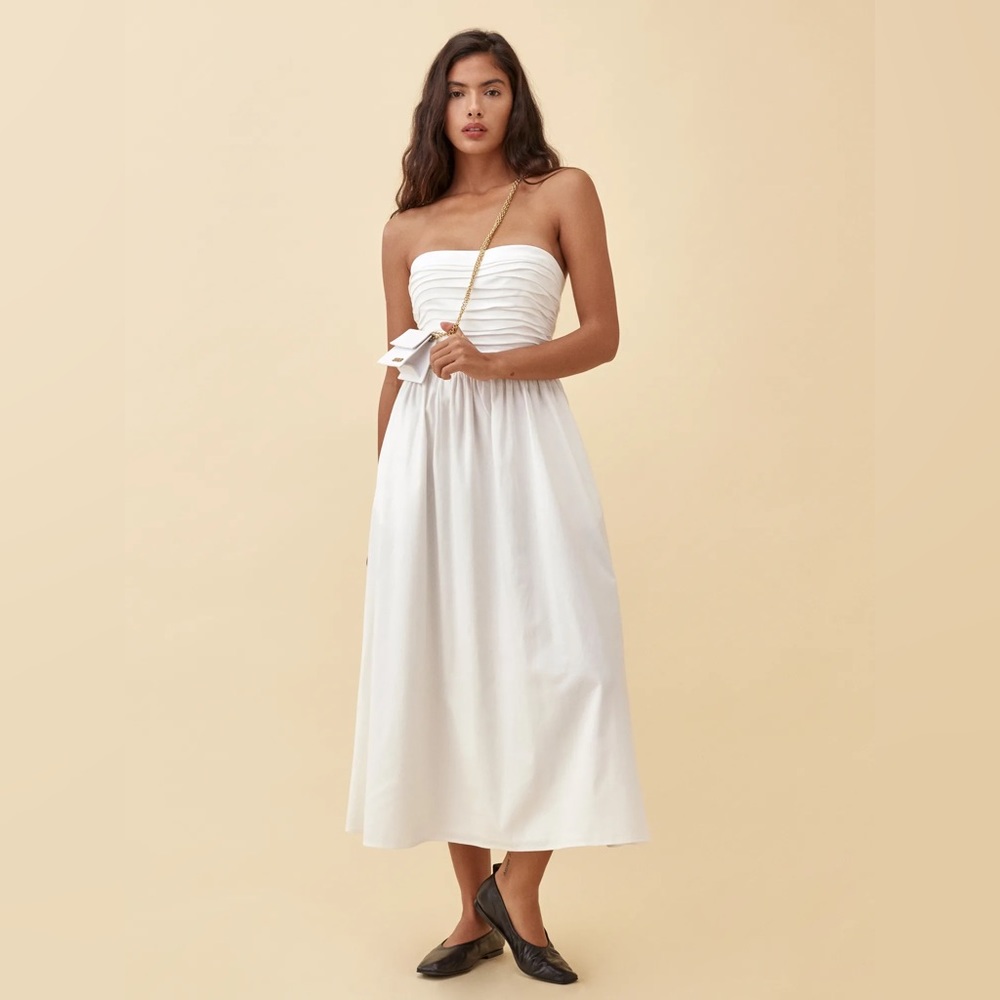 Lissa dress in black. Read description
